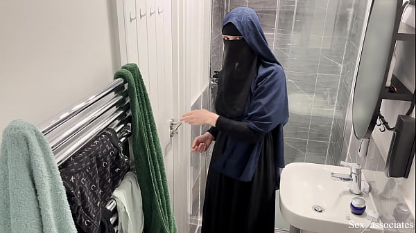 I caught gorgeous arab girl in niqab mastutbating in the bathroom.