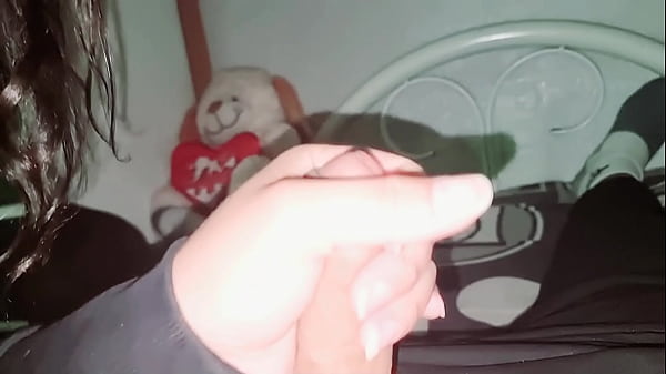 Pagando apuesta Con delicioso SEXO ORAL AL VECINO.camara lenta 