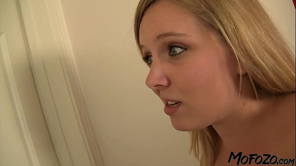 MOFOZO.com - My Blonde Girlfriend Is Sucking Cock In The Bathroom  