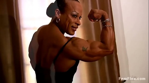 biceps femdom