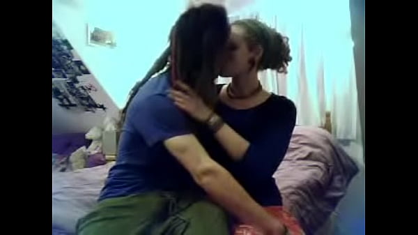 Amateur couple getting naughty