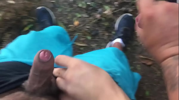 Depois de chupar o boy ele bateu uma pra mim