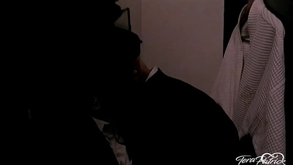 Smokin' Lanny Barbie Gets Fucked By Evan Stone In the Closet!  