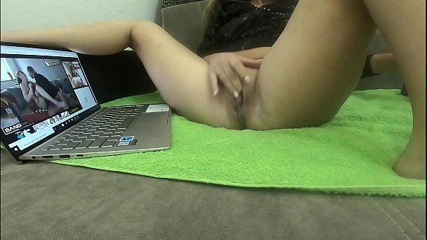 So sexy step si hard playing with pussy and cum