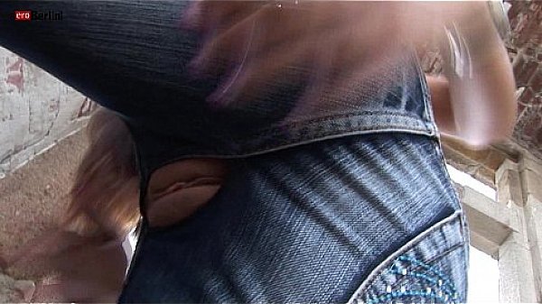 Eroberlin Anita Pearl outdoor teen masturbate public pussy