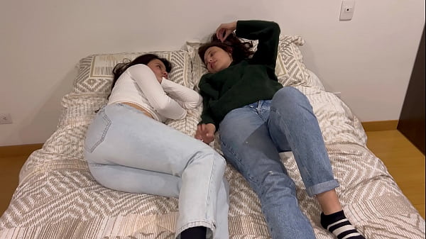 Mi compa&ntilde;era de la universidad me ense&ntilde;a a ser lesbiana y me encanta