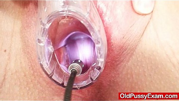 Old Ivana mature pussy speculum gyno