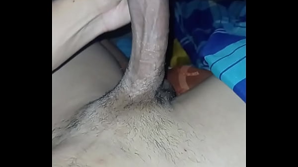 LATINO COLOMBIANO  VERGON BROTADO GRUESO COMO BRAZO Y BROTADO DIINICOVERGON