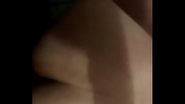 Cogiendo con una culona a escondidas 