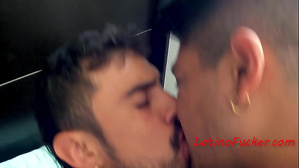 Gay Mexican Hookup