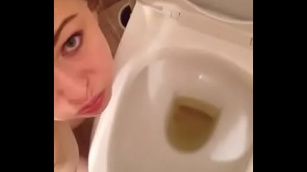 Hot brunette teen slut swallows boyfriends piss over toilet
