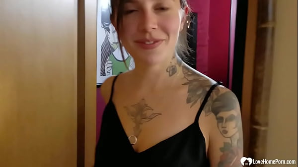 She invited me over while babysitting so I can penetrate her on her employer's bed.