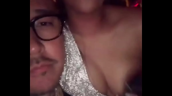 Dorothy Wang very sexy nip slip