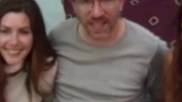 Vintage facialized teens in threesome  