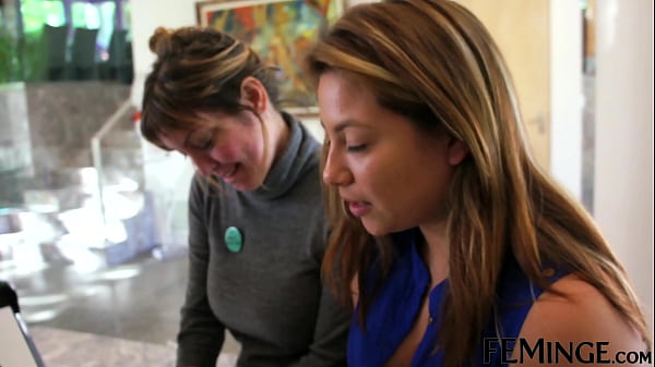 FEMINGE 4K - Lesbian Piano Teacher Is Seducing The Student!  