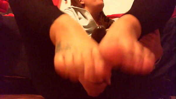 Wonderful sweaty feet after the gym to lick 