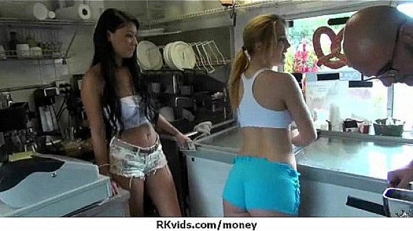 Wanna do sex for money 26