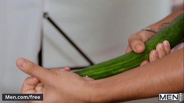 Men.com - What's In Me  