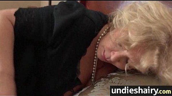 Screaming babe gushes hairy pussy juice 5