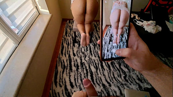 Enga&ntilde;ar a la mam&aacute; de mi amigo haci&eacute;ndole creer que estaba en una sesi&oacute;n de fotos  