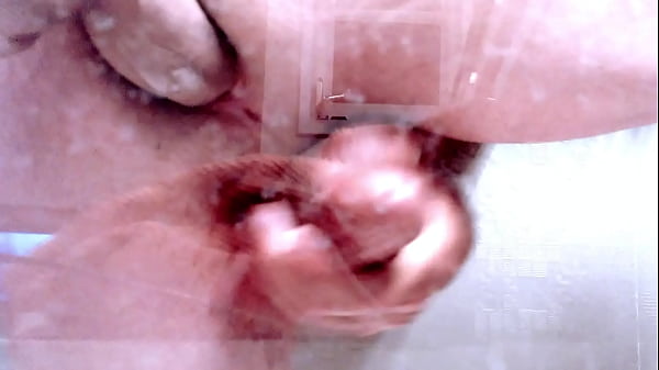 por el culo y corrida