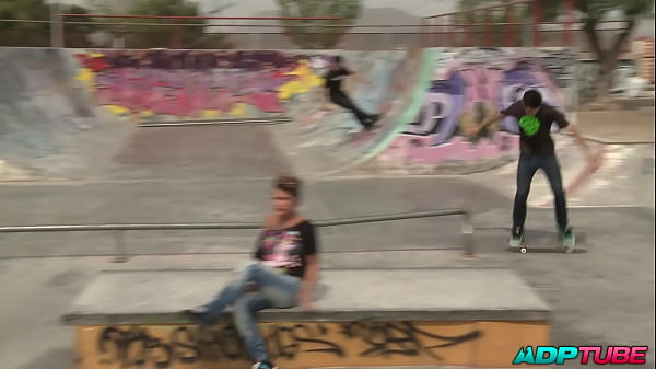 Los skaters tambi&eacute;n follan