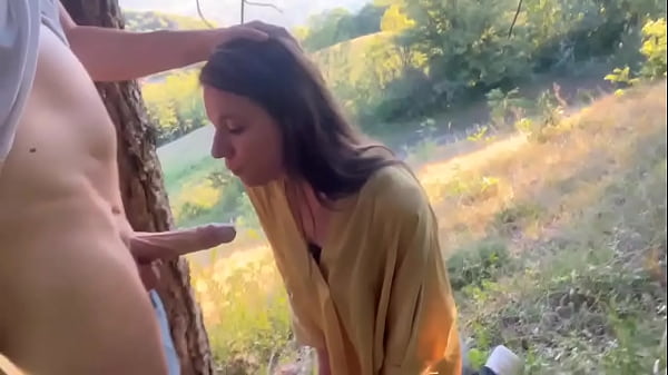 TS Anna sucks ActorFab in the hills