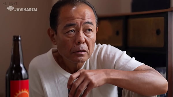 Milf safada trai marido com velho amante - LEGENDADO