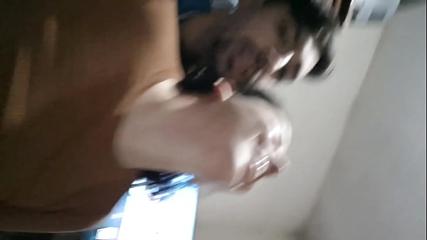 2 x 1 Videos Caseros Fingering y acabadas en la boca y creampie