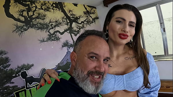 Jully Souza na sua primeira vez na mans&atilde;o