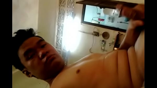 Boy Ho Chi Minh city tu suong  