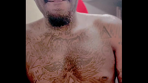 Just hit 1 mil on xvideos, I love yall 