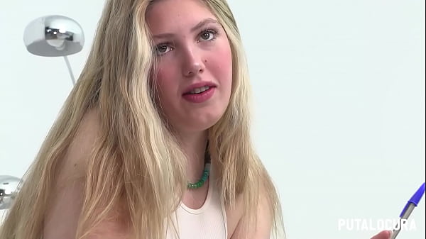 PutaLocura - La chubby jovencita Claudia Garc&iacute;a traga la lefa de un poll&oacute;n BBC