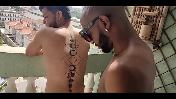 SAFADO NEGRO E DOTADO ME COMEU E FOI T&Atilde;O BOM 