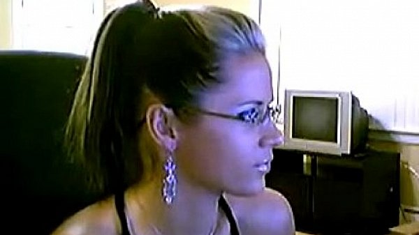 Sexy chick on webcam