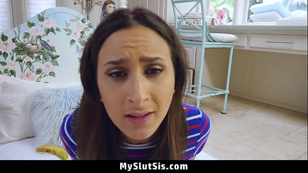 Ashley Adams Decides that If She Can't Use Her Vibrator, Then Big Bro Has to Get Her Off Instead - Myslutsis