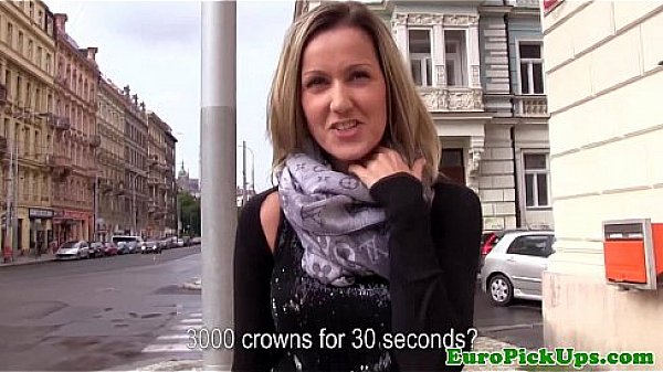 Picked up amateurs bj in a public place 