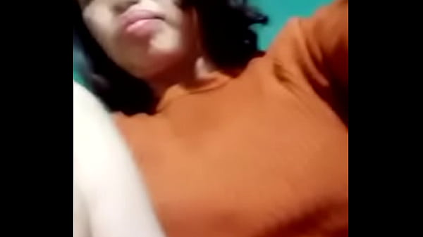 M&aacute;y bay b&agrave; gi&agrave;