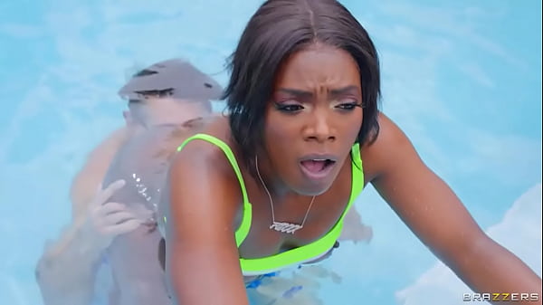 Whole video / Brazzers/ Enter XVPROMO