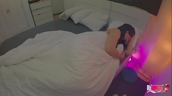 El hijo persiste hasta que la mam&aacute; no se resiste