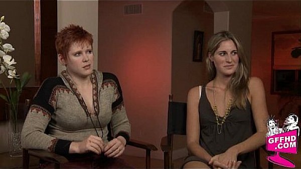 Sensual lesbains 0910