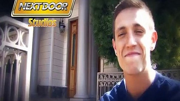 Hot muscled porn stud trevor knocks sizzling hot solo interview