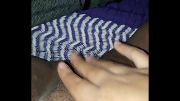 Masturbando  mi mojada vagina
