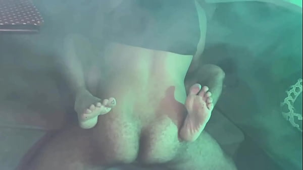 UMA FESTA A TR&Ecirc;S, DOCES E TRAVESSURAS SEXUAIS GAY.