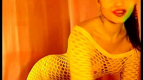 watch the hottest brunette ever fucking her pussy(1).flv