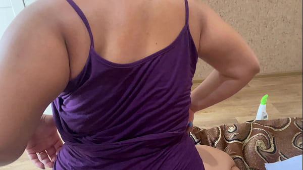 My babysitter has fun with her cunt while cleaning  