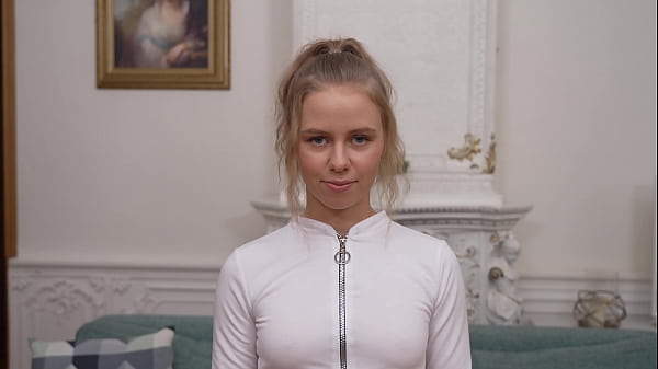 Fucked teen fitness gymnast Ella Elastic in all holes ( dry )