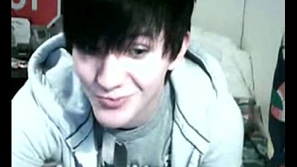 gaycamplanet.com-emo boy on cam