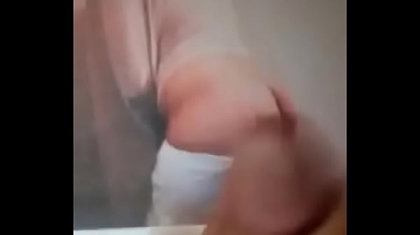 Curvy body of my mate made me cum today