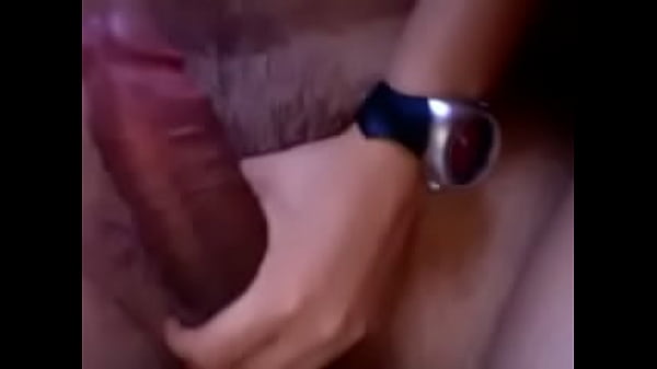 Punheta gostosa da novinha